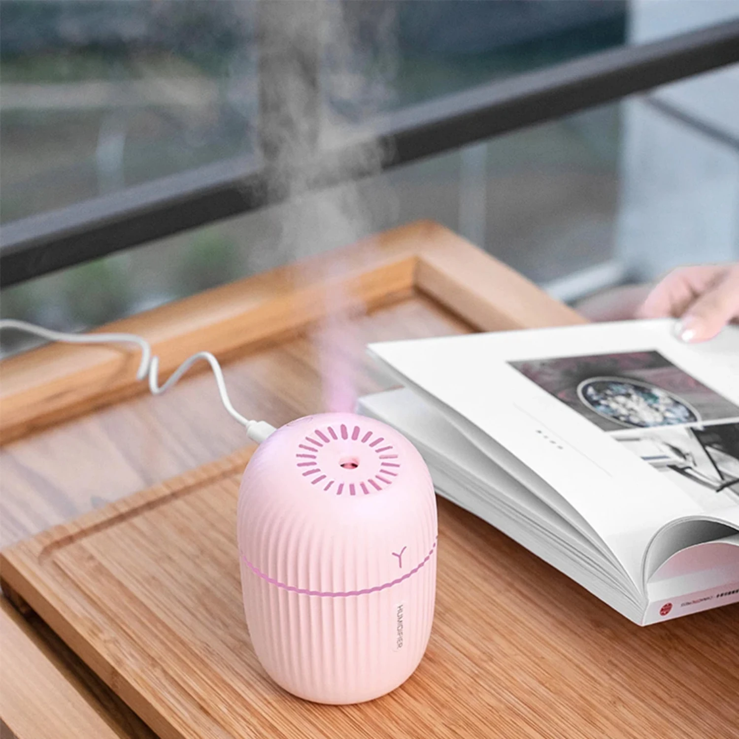 Humidificador de aire ultrasónico portátil de tamaño de viaje, diseño de taza deslumbrante, encantador, alta capacidad de 200ml, alimentado por USB para Con