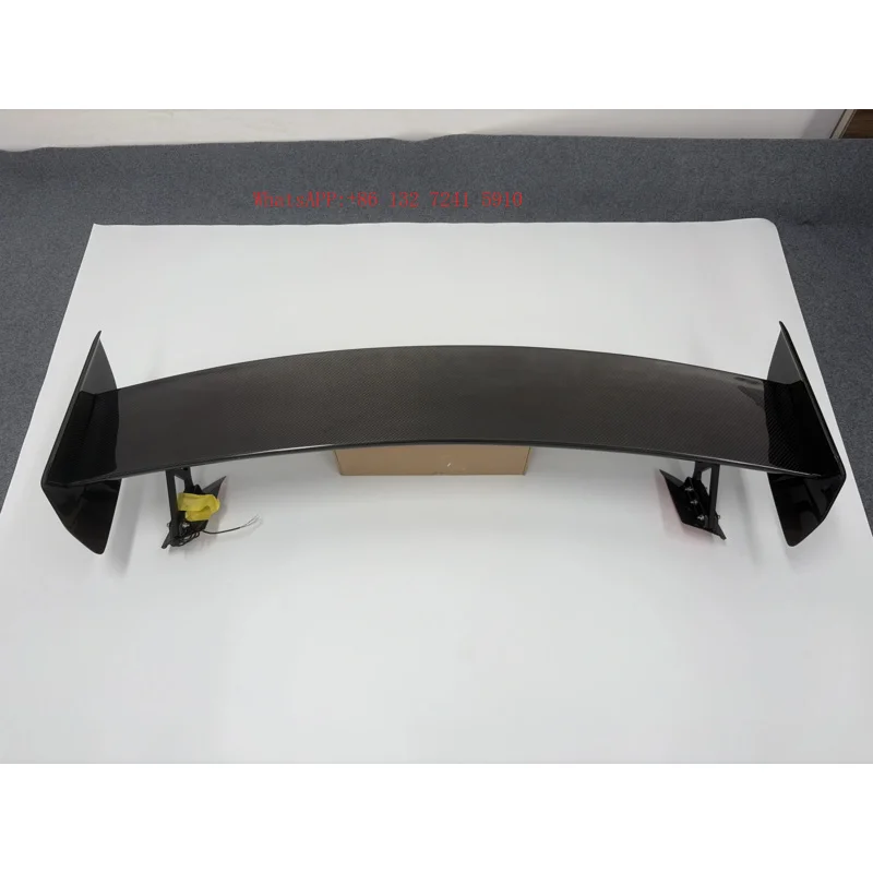 Design Dry Carbon Fiber Rear Spoiler With Light 6