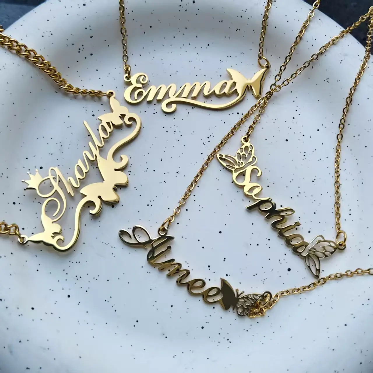 DHQH Multiple Styles Customized Name/Letter Necklace Personalized Letter Nameplates Pendant Necklaces Mother's Day Gift for Her