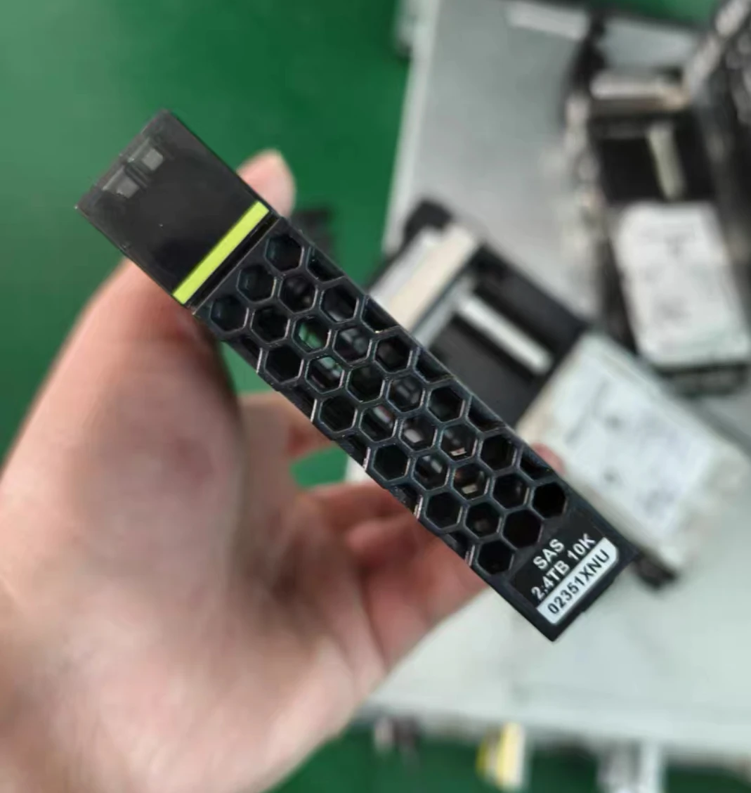 

Для 02351XNU 2,4T 10K SAS OceanStor 2200 V3 5110 V5 жесткий диск