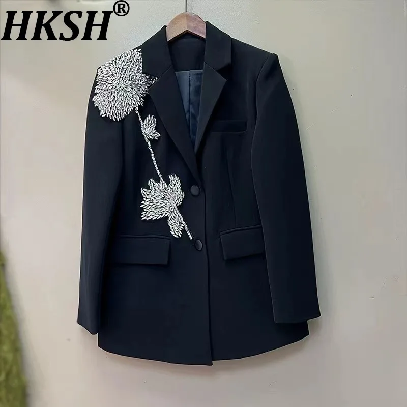 

HKSH Spring Autumn New Women Blazer Notched Collar Single Breasted Studded Diamonds Flower Elegant Fashion Trendy Jacket HK16438