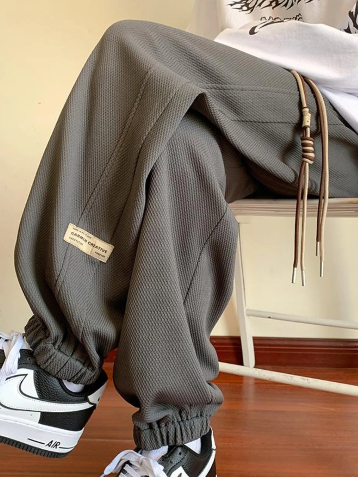 

American Hiphop Street Dance Men's Sweatpants Spring Autumn Youth Trousers Loose Fit Sports Pants Cuffed Nine Point Pants