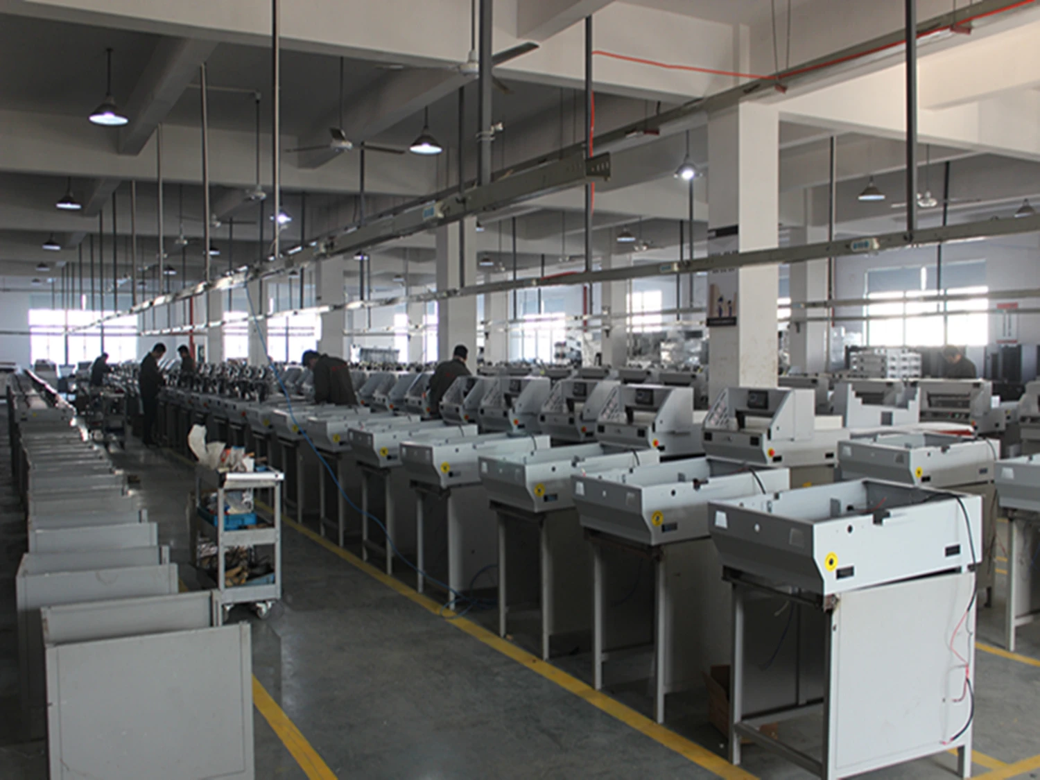 QK-H720RT Prezzo taglierina di carta idraulica a palloncino resistente da 720 mm di vendita calda