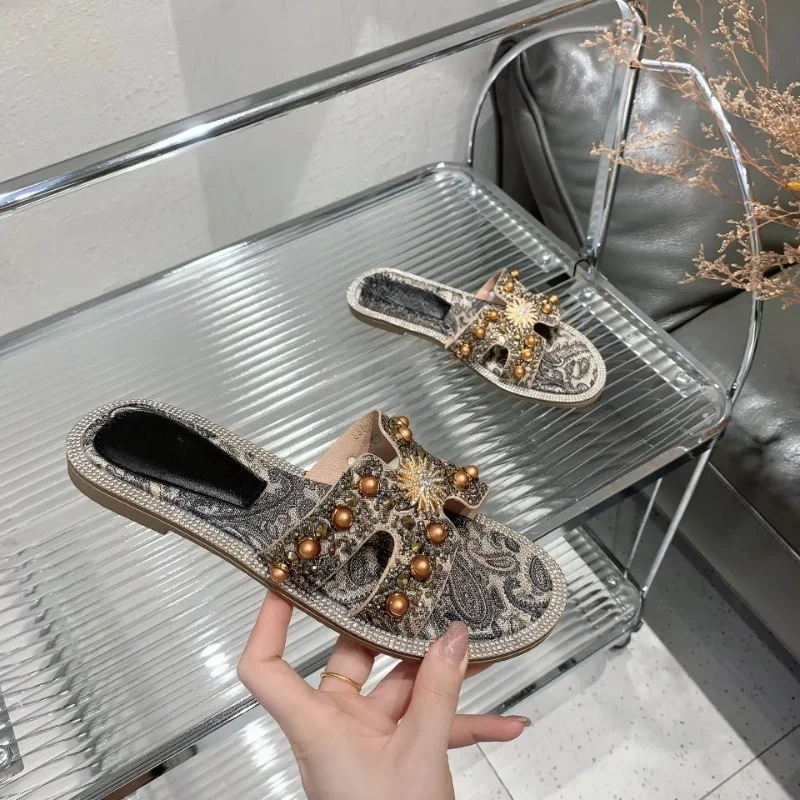 

New Flat Bottom Women's Cool Slippers