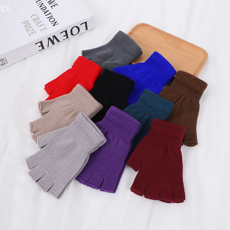 

Пара красочных коротких эластичных вязаных перчаток с половиной пальца; специально для холодной осенней и зимней езды на велосипеде, однотонные цвета