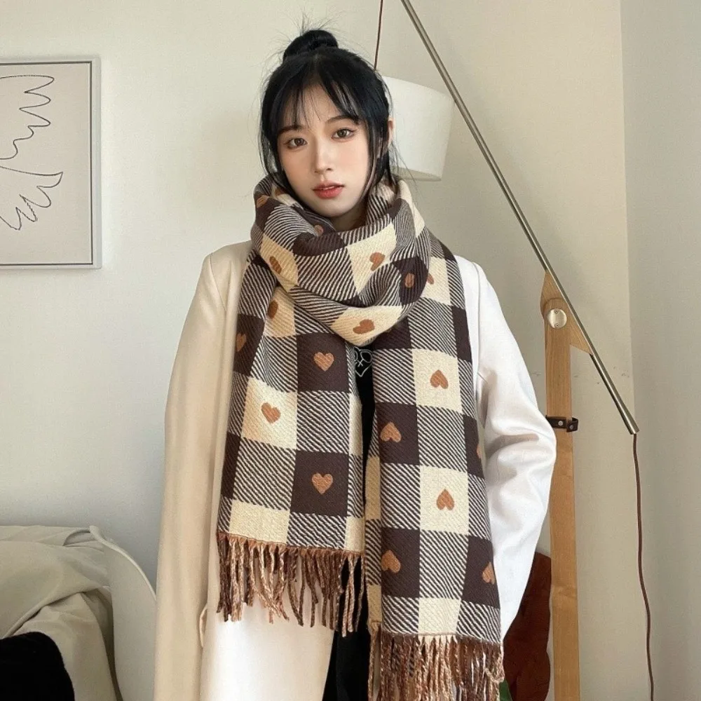 

New Love Heart Plaid Tassel Neck Warmer Coldproof Windproof Knitted Scarf Warm Versatile Neck Wraps Autumn and Winter