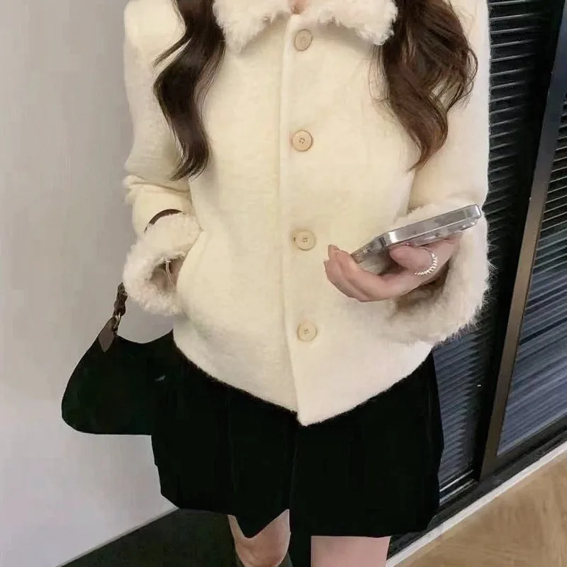 2026 Winter Women's Fleece-filled Thickened Splicing Fluffy Small Fragrant Jacket Women's Thickened Small Tweed Lapel Jacket Top