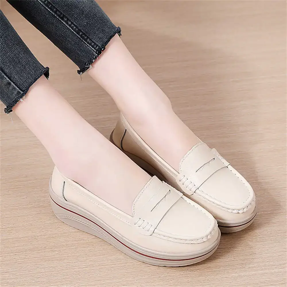 36-41 Massive Woman Shoes Sneakers Vulcanize Volleyball Shoes Woman White Moccasin Woman Sports Aestthic Sheos