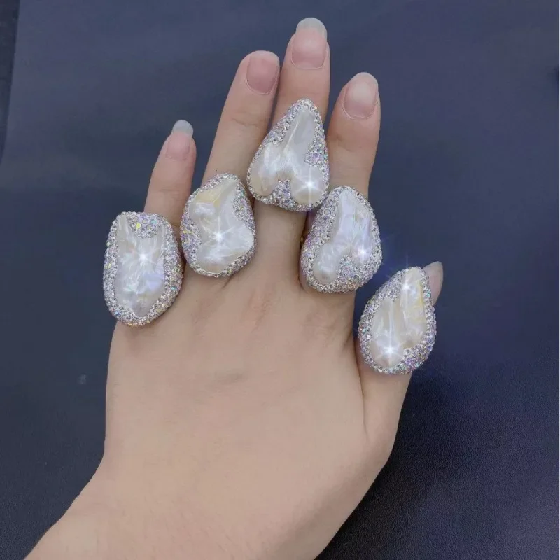 Natural Baroque Freshwater Pearl Finger Rings Rhinestone Clay Setting 18K Gold Plated Luxury Women Party Exquisite Jewelry