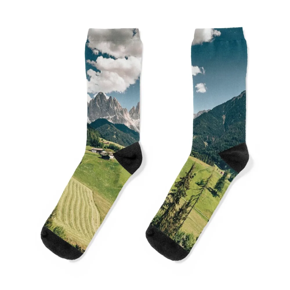 

val di funes in the dolomites Socks luxury ankle Wholesale hip hop Socks For Girls Men's