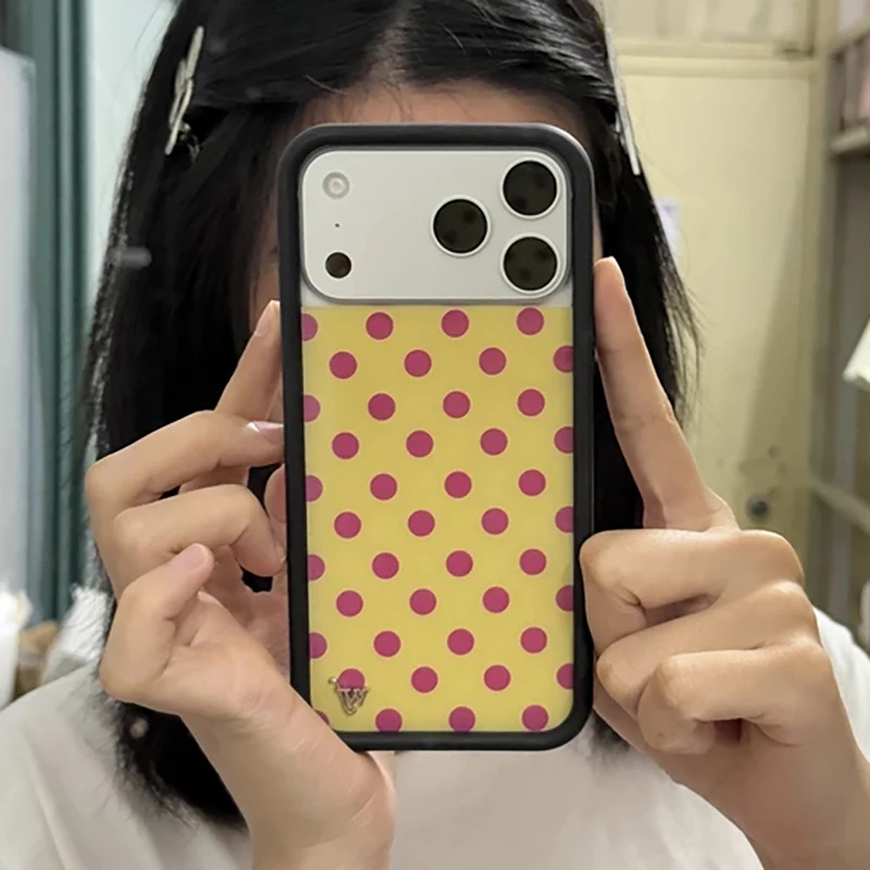 Etui na telefon Wildflower INS Cherry Polka Dot do iPhone'a 17 16 15 14 13 12 Pro Max Plus 3D WF Śliczne różowe niebieskie czerwone etui z wzorem w kropki — zdjęcie produktu 3