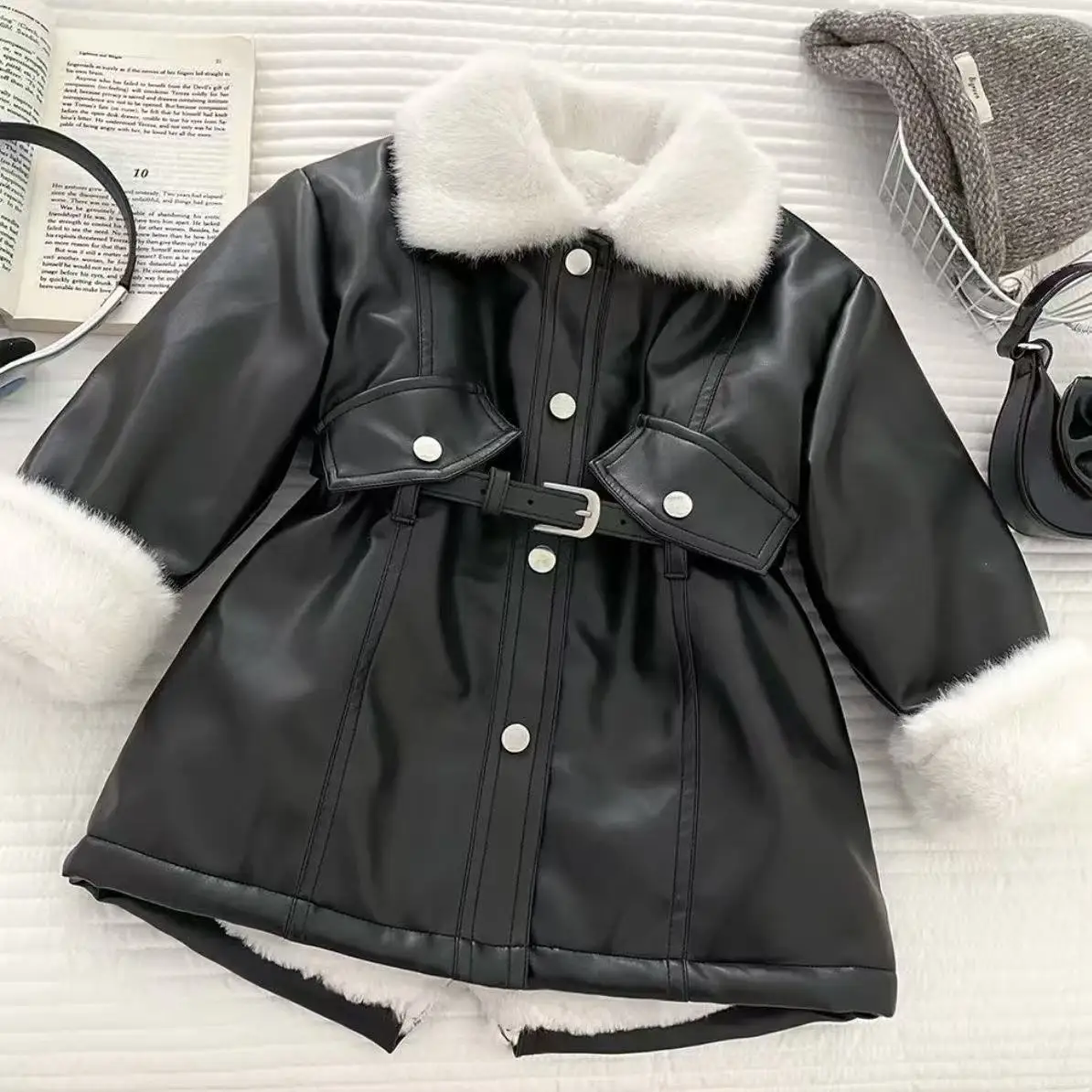 

Winter Girls' Dress Style Fleece-Lined Thickened Warm Children's Leather Jacket Waist-Defining Children's Trench Coat