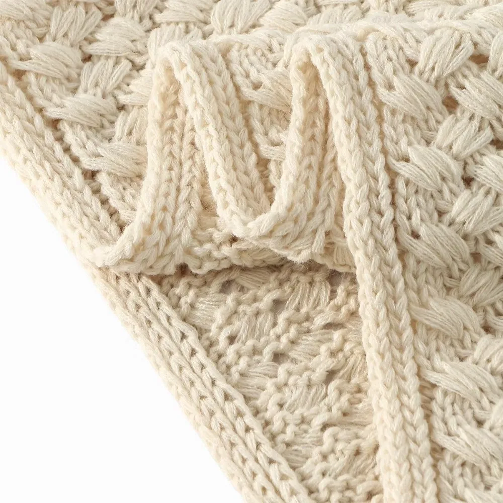 Knitted Material Knitted Ring Scarf Thick Warm Fabric Windproof Design Circle Loop Scarf Solid Color Circle Ring Style
