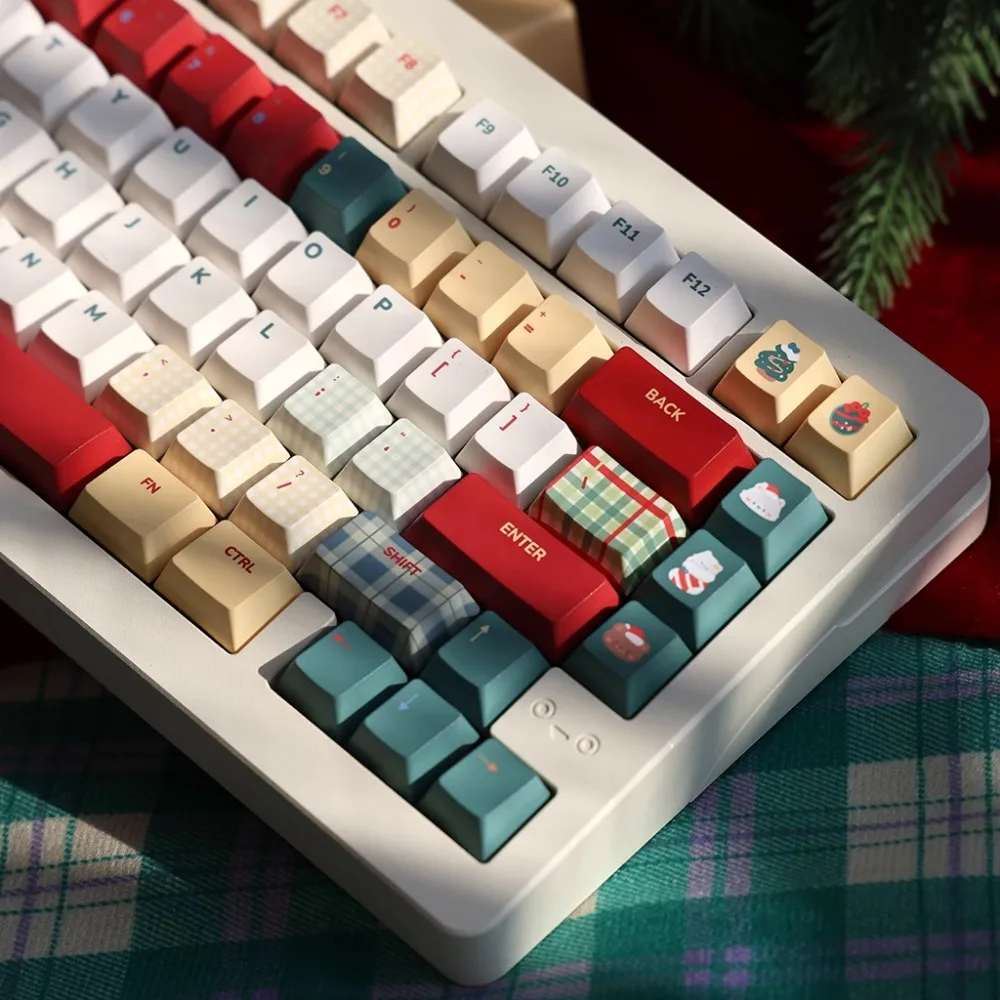 Vintage Christma Keycap Set PBT 143key Custom Classic Red Keyboard Cap Cherry Profile Gaming KeyCap for Mechanical Keyboard Gift