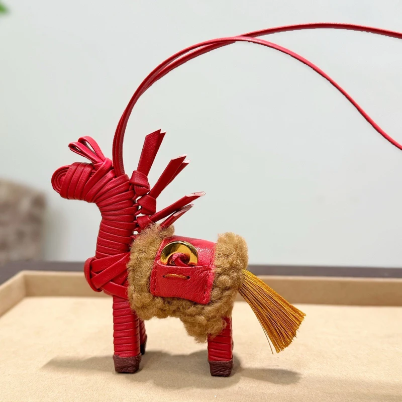 fashion-brand-hand-woven-horse-shape-bags-accessories-for-handbag-purse-2026-new-in-pu-luxury-designer-charms-ornaments-shoulder