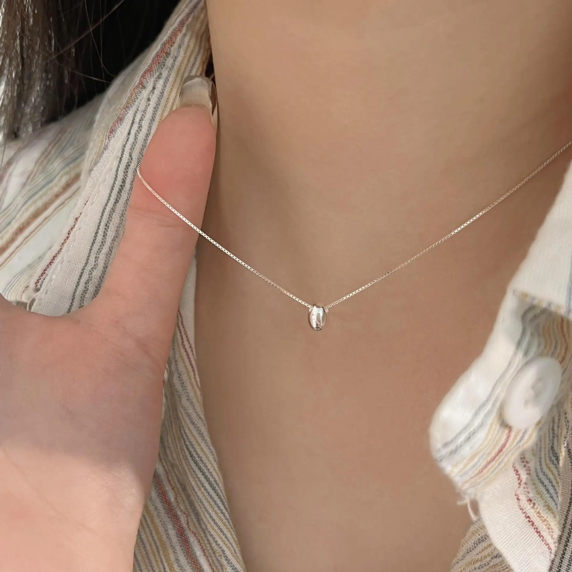 

S925 Sterling Silver Geometric Oval Mini Pendant Necklace for Women Exquisite Cute Party Jewelry Korean Fashion Clavicle Chain