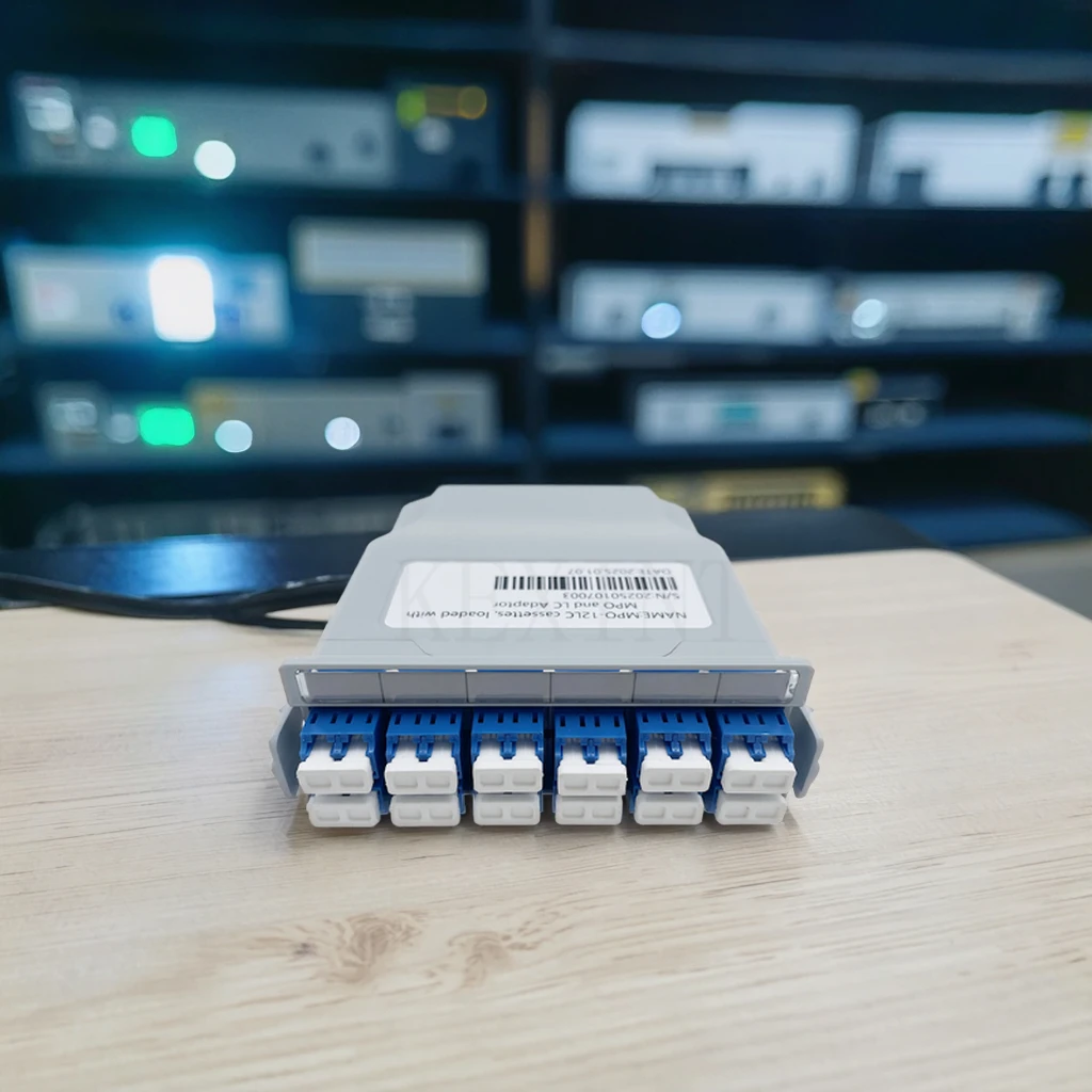 cassettes-mpo-12-lc-avec-adaptateurs-mpo-et-lc-sc-upc-equipement-de-fibre-optique-ftth
