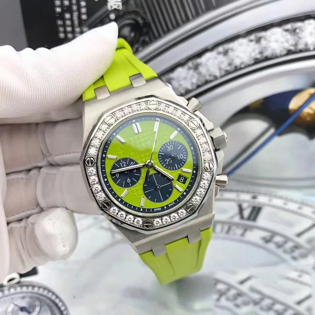 Luxury Diamond-encrusted Multi-function Chronograph Watch for Women, Large Dial Women's Wristwatches Watch Gift