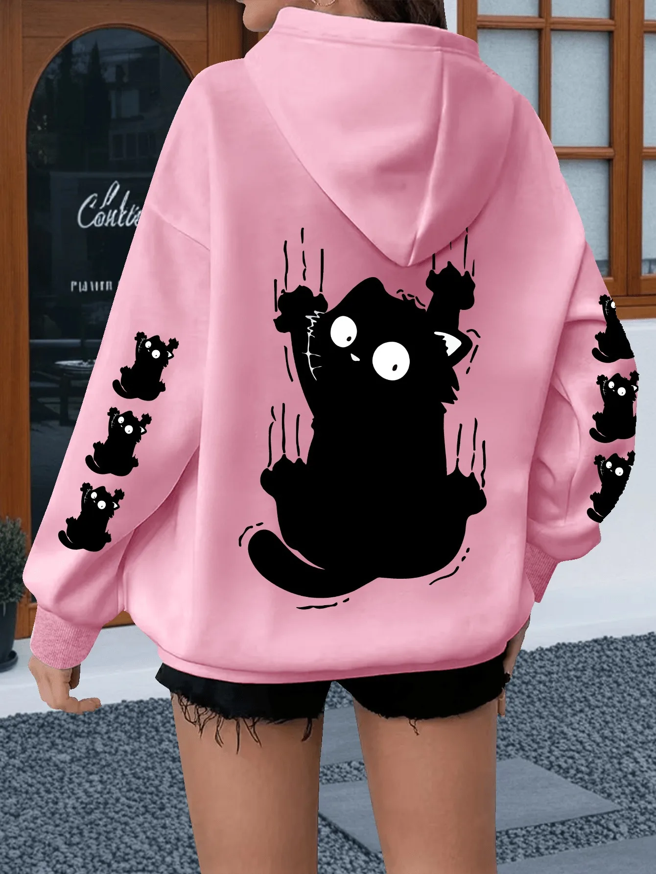 Minimalistischer, schwarz-weiß bedruckter Kapuzenpullover mit gruseliger kleiner schwarzer Katze für große Größen, Damen-Sweatshirt, Winterkleidung für Damen – Detail 13