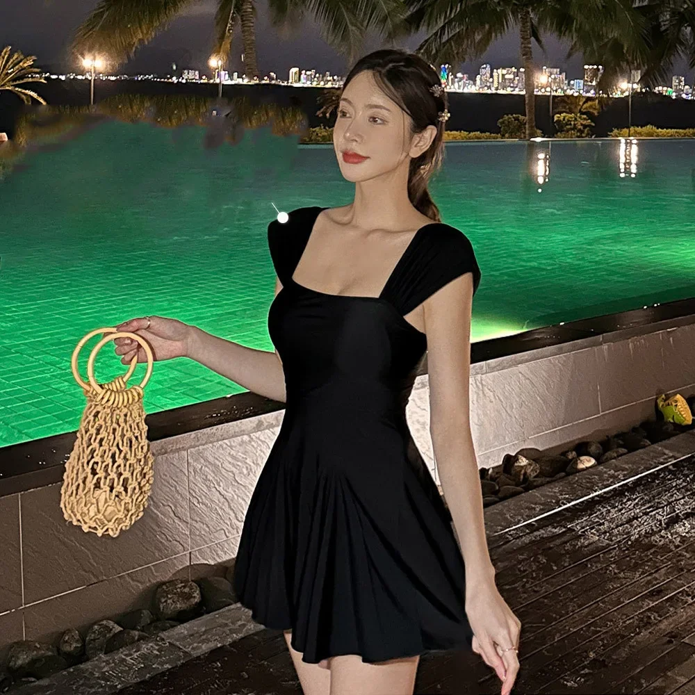 

2025 Black One Piece Swimsuit Women Swimwear Sexy Bandeau Swimming Suit Dress Korea Monokini Bodysuit Beach Bathing Suit Shorts