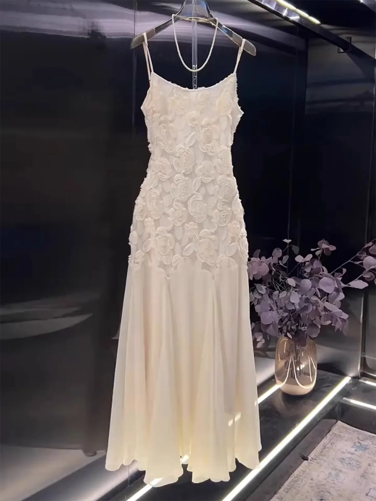 Ele Lace Strap Dr mujer verano 2025 nuevo diseño pequeño sentido largo Dr Tee-dimensional decoración floral cintura a