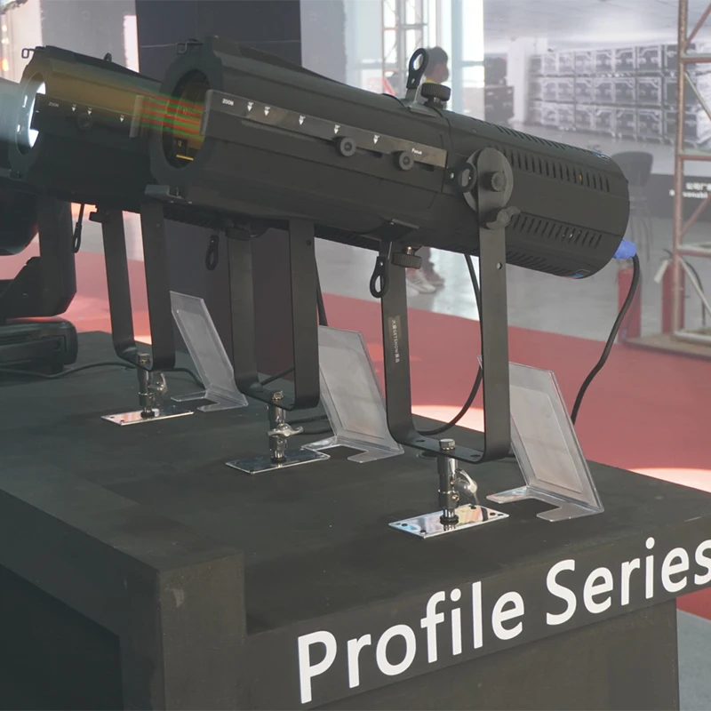 

Проектор Follow 100 Вт LED 2-в-1 (белый/белый холодный) или 4-в-1 (RGBL) Leko Ellipsoidal Profile Spotlight с ручным зумом для театрального и музеевского освещения сцены