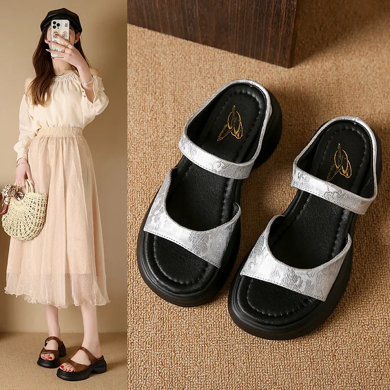 

Low Shoes Hoof Heels Fabric PU Rome Rubber Low Shoes Rome Fabric PU Hoof Heels