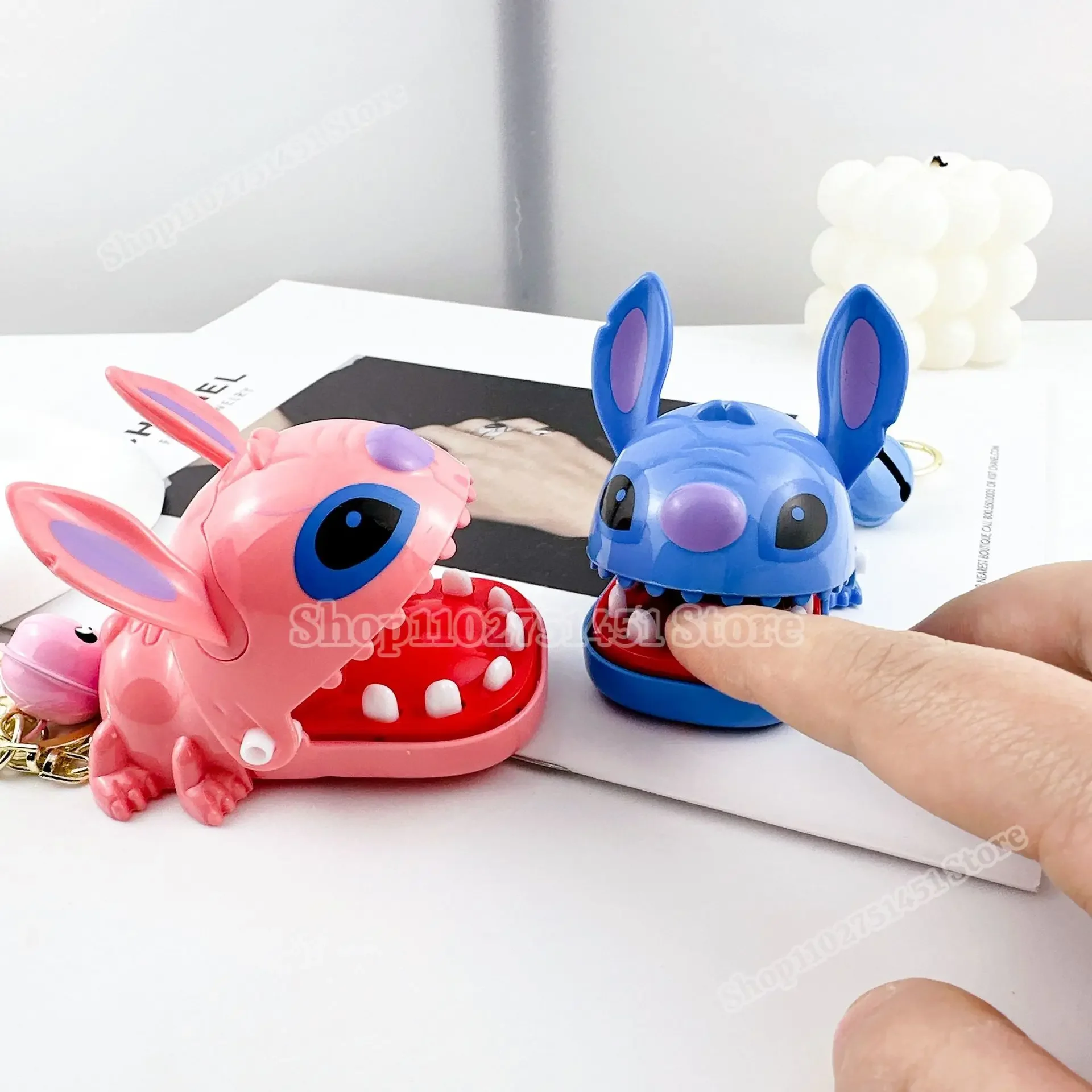 Disney Stitch Bite Finger Figures Keychains Anime Stich Angel Dentist Push Teeth Pendants Funny Toys for Kids Play Game Keyring