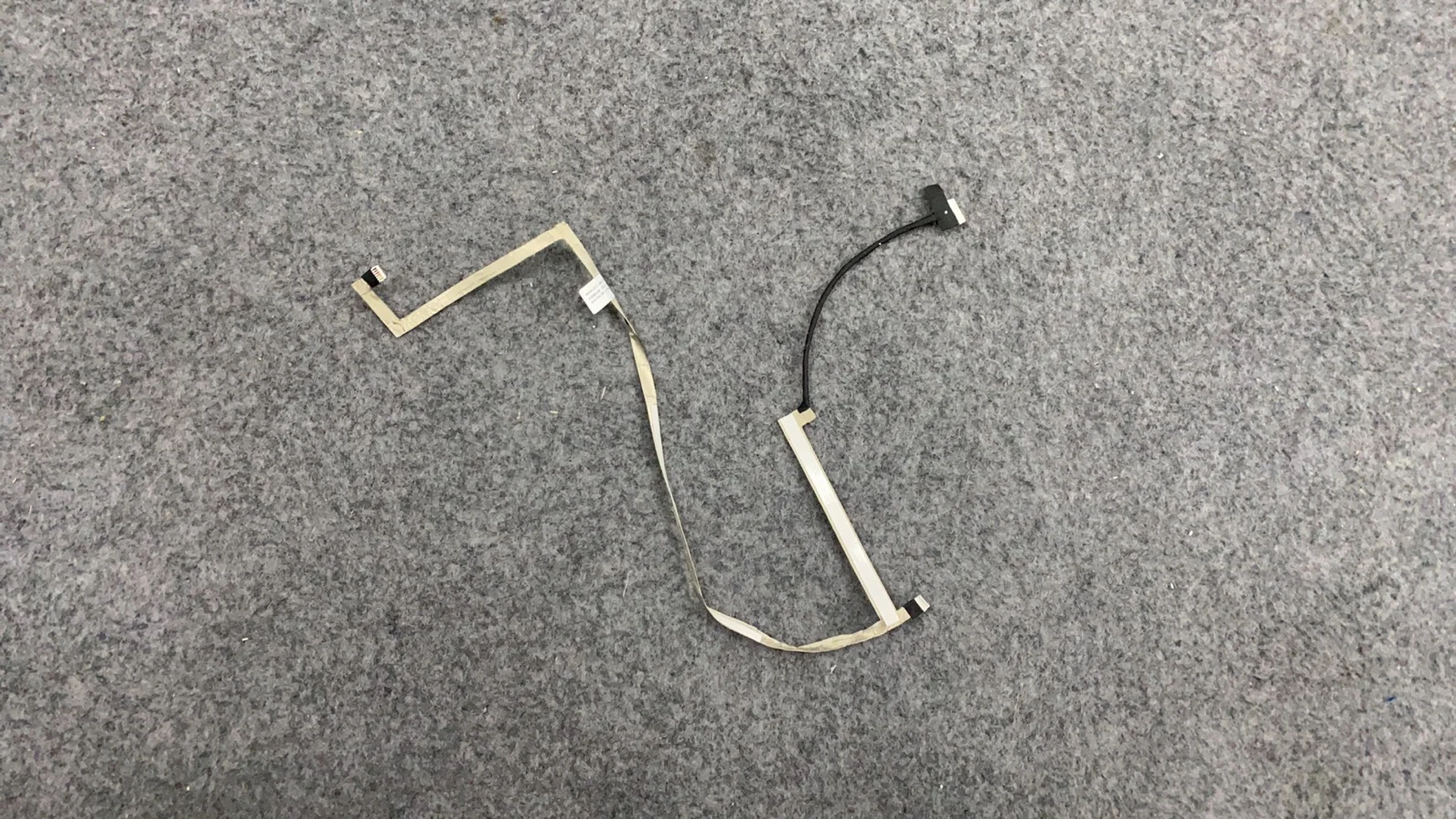 

For Dell Alienware 17 R4 R5 Logo light cable 0M13DH DC02002JG00