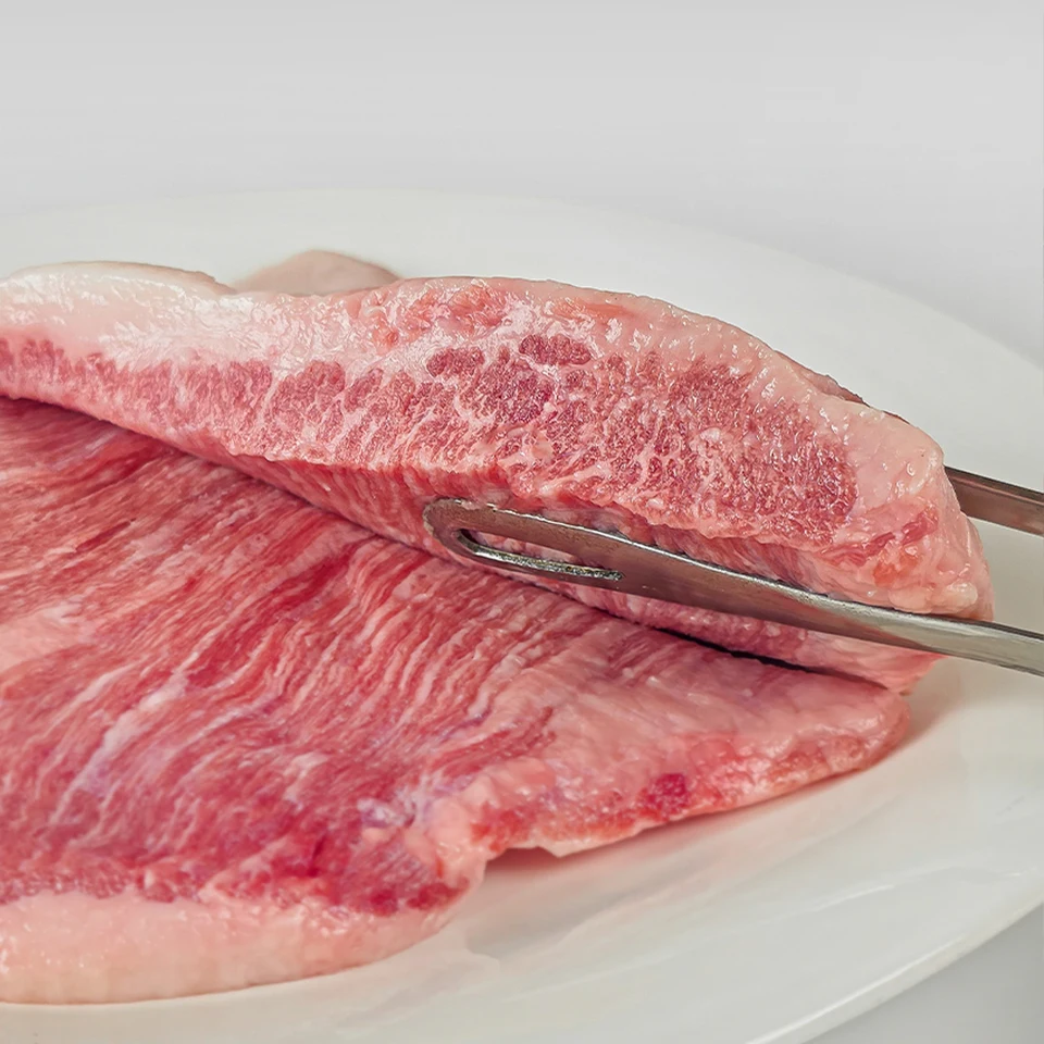 Bestmil Iberico Whole Cured Pork Loin 600g / 900g / 1.2kg for Grilling Meat and Fish 썸네일 6