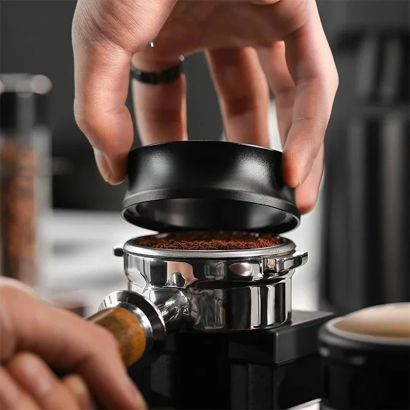 Magnetic Dosing Funnel 51/53/58mm, Espresso Dosing Ring with Strong Magnet Fit Portafilter Barista Accessories TOOL