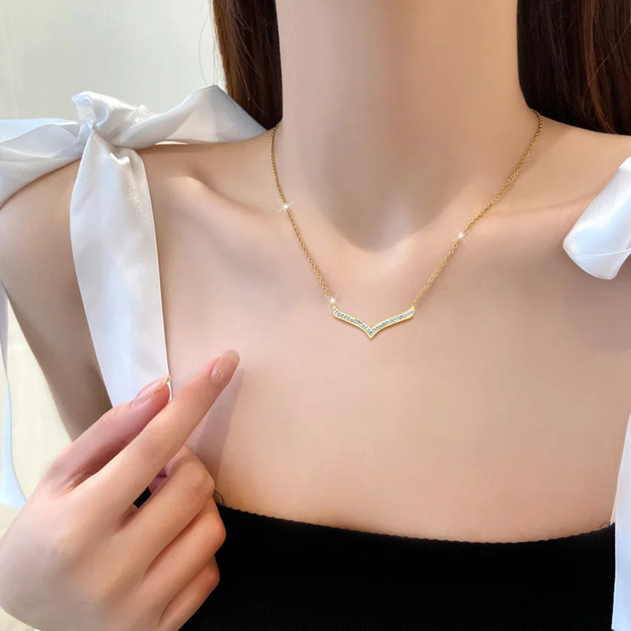 Titanium Steel Minimalist V-Neck Necklace for Women Clavicle Chain Fashion Jewelry Accessory