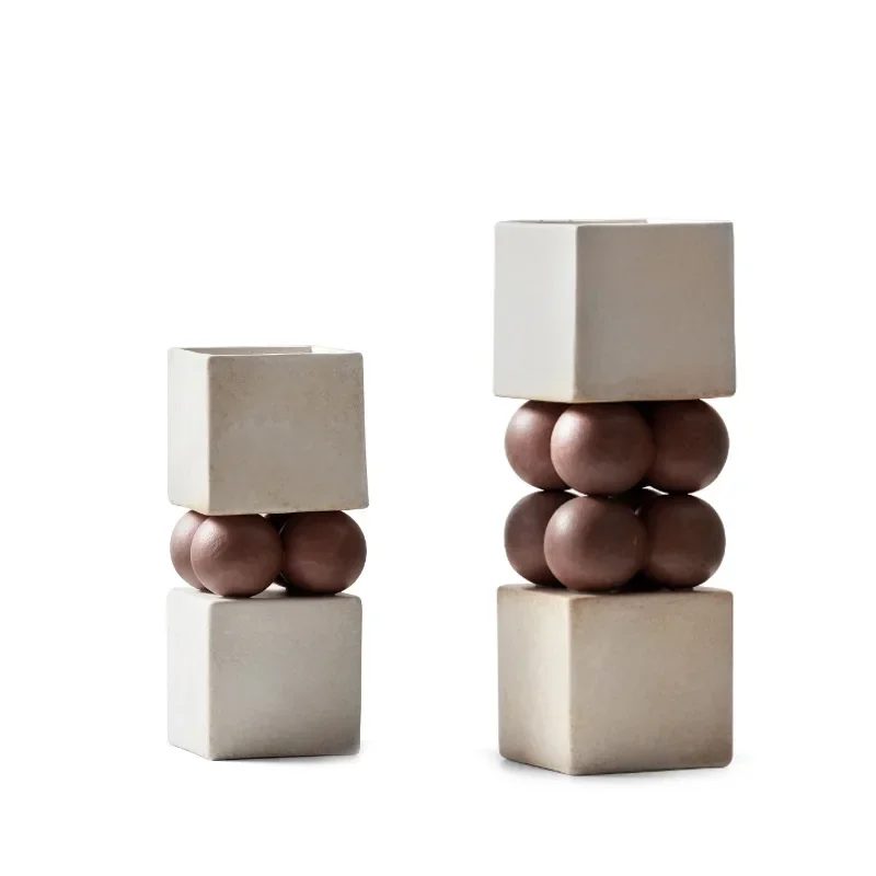 

Simple light luxury handmade ceramic vase, home furnishing, living room model room stacking ball flower arrangement, soft
