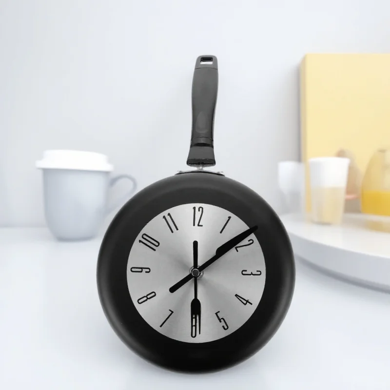 

1 set Quartz Round Metal Wall Clock Silent For Kitchen Home Decor Frying Pan Shaped 3D Hanging Clock Wall Decor