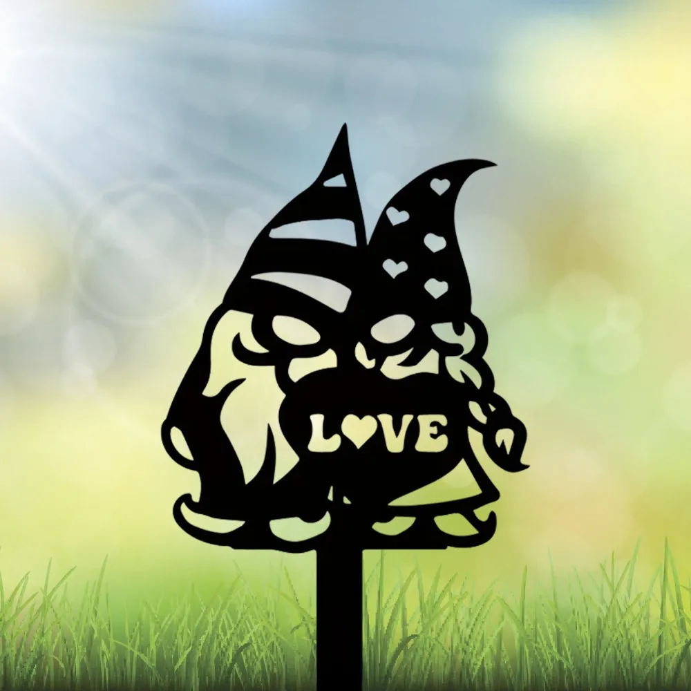 Metal Yard Lover Sign: A Charming Lawn Gnome Yard Sign with Stakes, Ideal for Garden Decor. A Lawn Mounted Plaque.