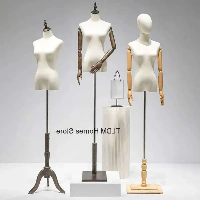 

Современная женская одежда Манекены Магазин одежды Креативная женская полудлинная оконная витрина Модель свадебного платья всего тела