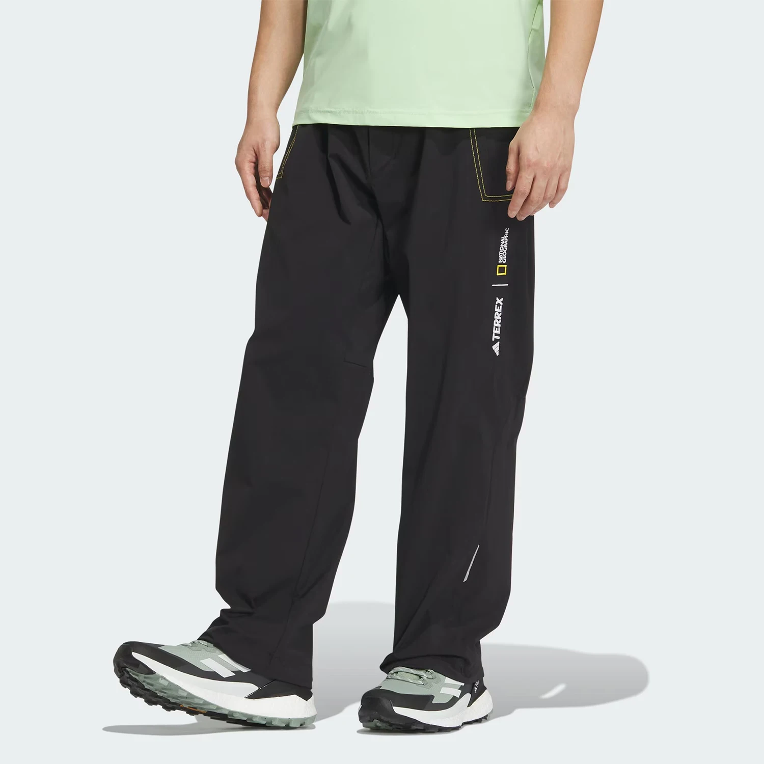

Adidas Official Authentic 2024 New Men's Loose Woven Sports Pants IS9528