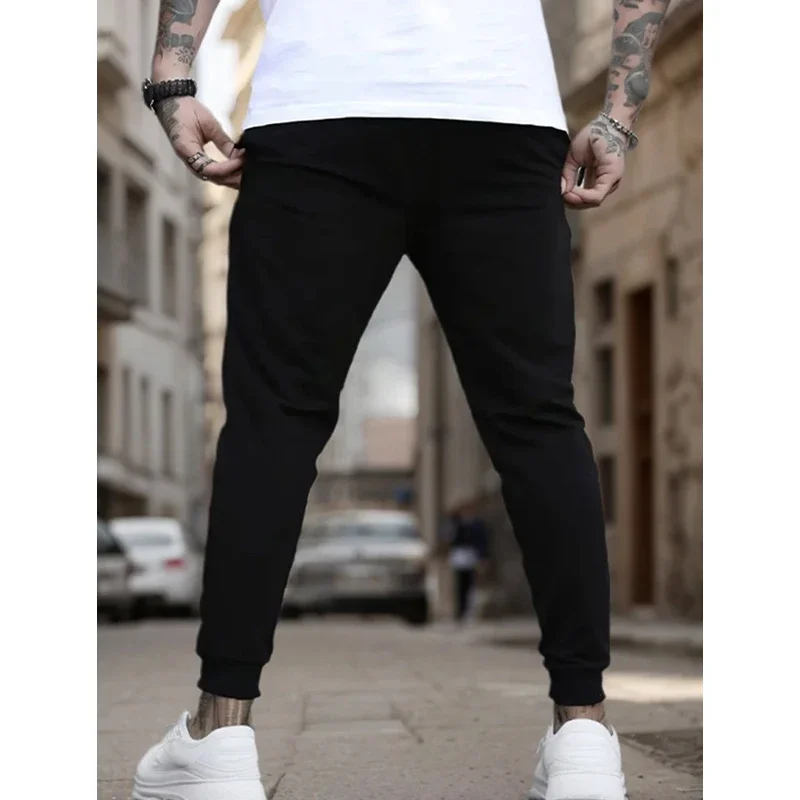 Pantaloni da jogging estivi da uomo ideali per la corsa Fitness Pantaloni sportivi traspiranti per l'allenamento Pantaloni casual alla moda