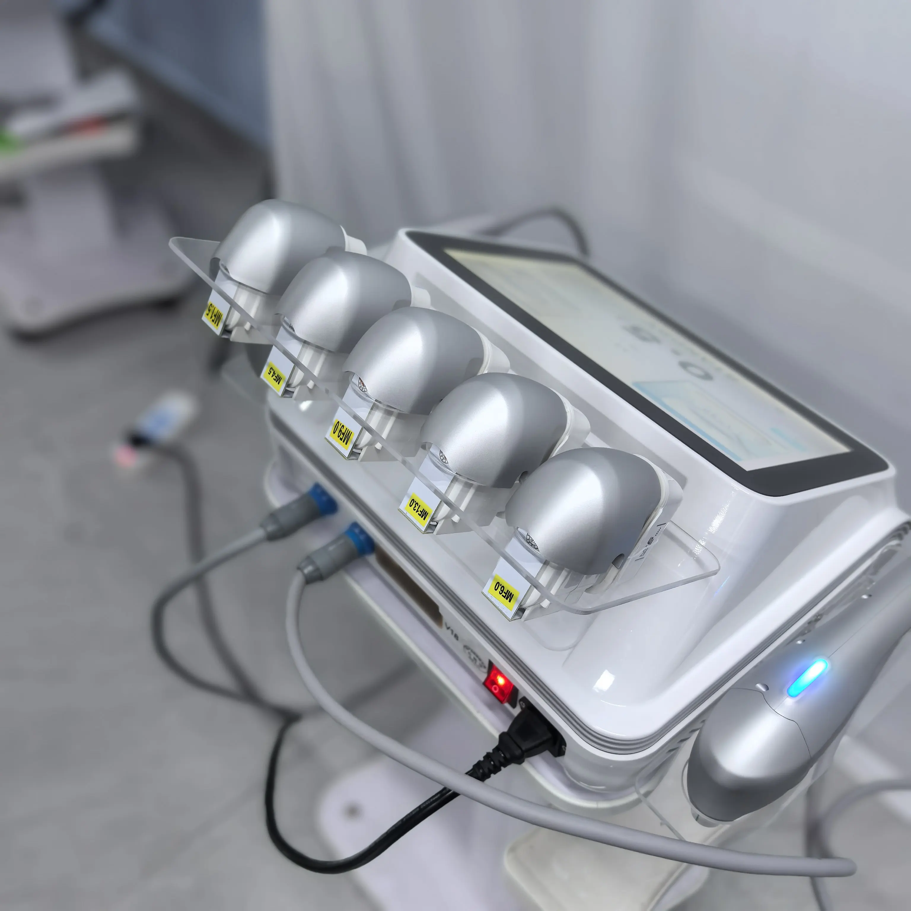 Professionelles 7D Beauty SPA-Gerät zur Körperstraffung, Fettverbrennung, Hautstraffung, Schlankheitsförderung und V-Form-Straffung - Schönheitsgerät HOT