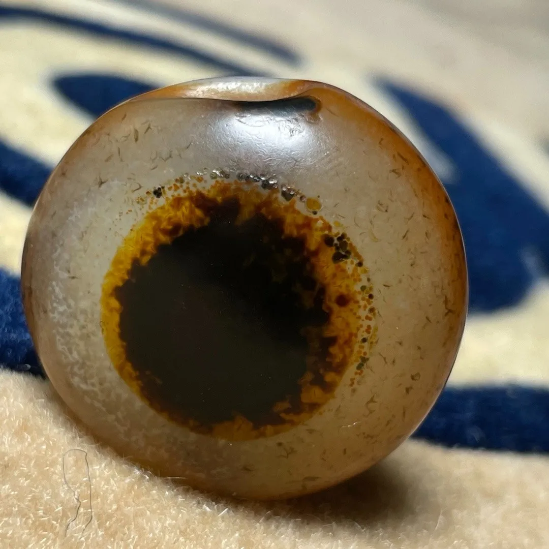 Tibetan Nepalese Himalayan Bead Ancient agate Old Dzi Talisman eye Bead Amulet