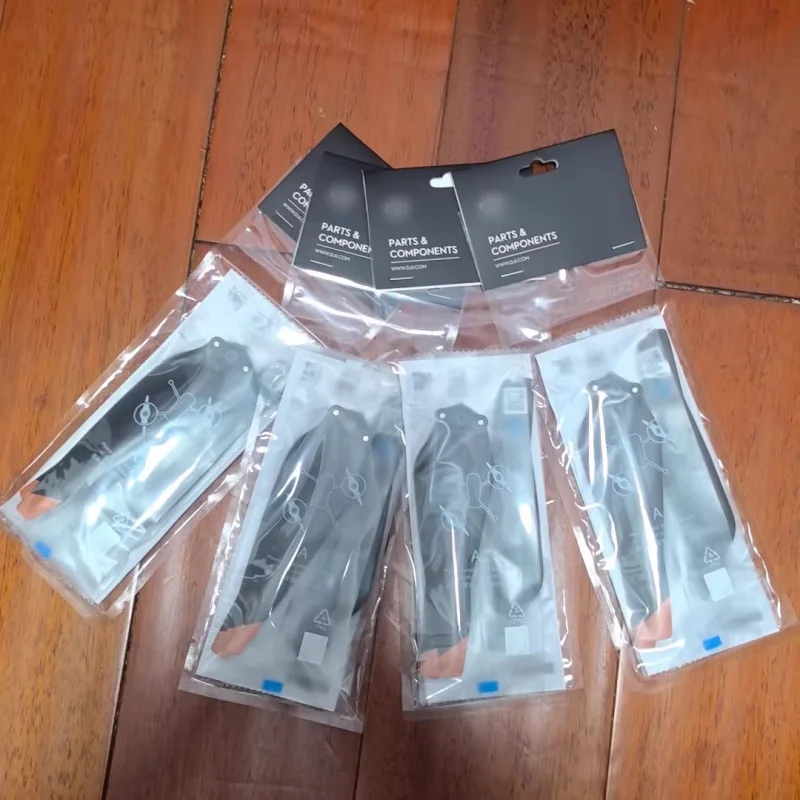 

Оригинальные малошумные пропеллеры Matrice 4T/4E, новые малошумные быстросъемные лопасти для DJI Matrice 4T, запчасти для ремонта