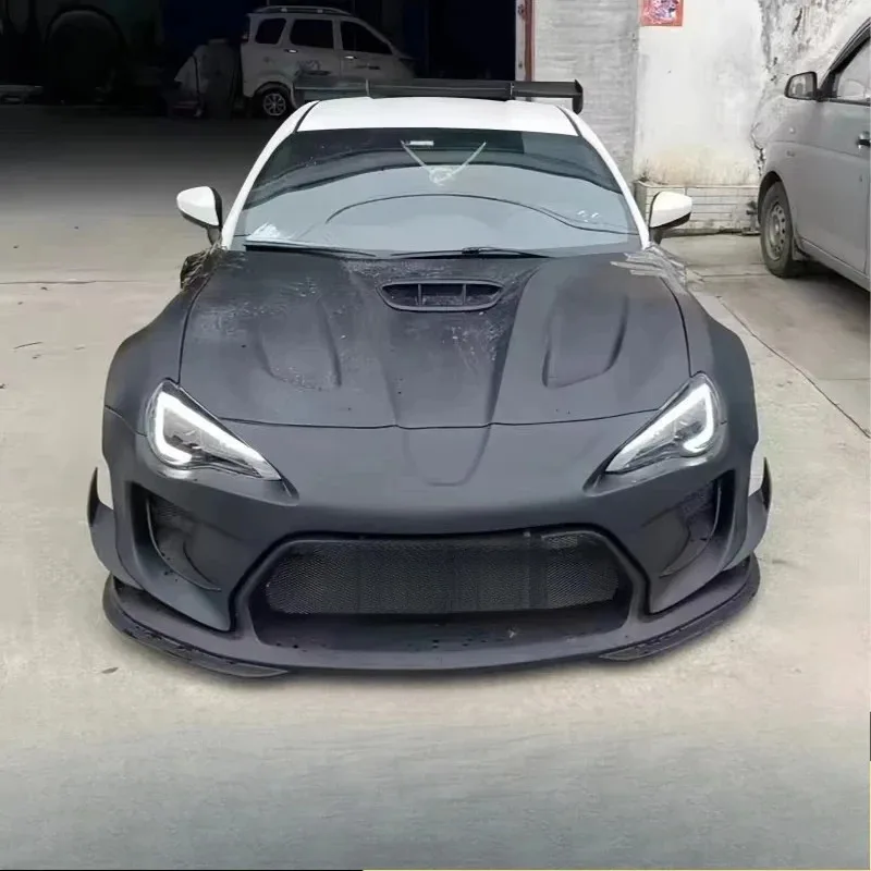 Suitle 13-19 GT86   Body Kits, Including Front and Rear Bumpers, Hood Skirts, Rear wings and Fenders.