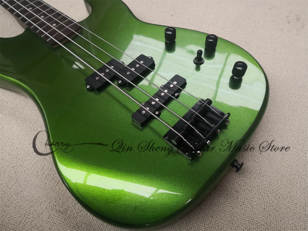 4 strings metal green bass guitar prec bass basswood body black neck blac head fixed bridge rosewood fingerboard