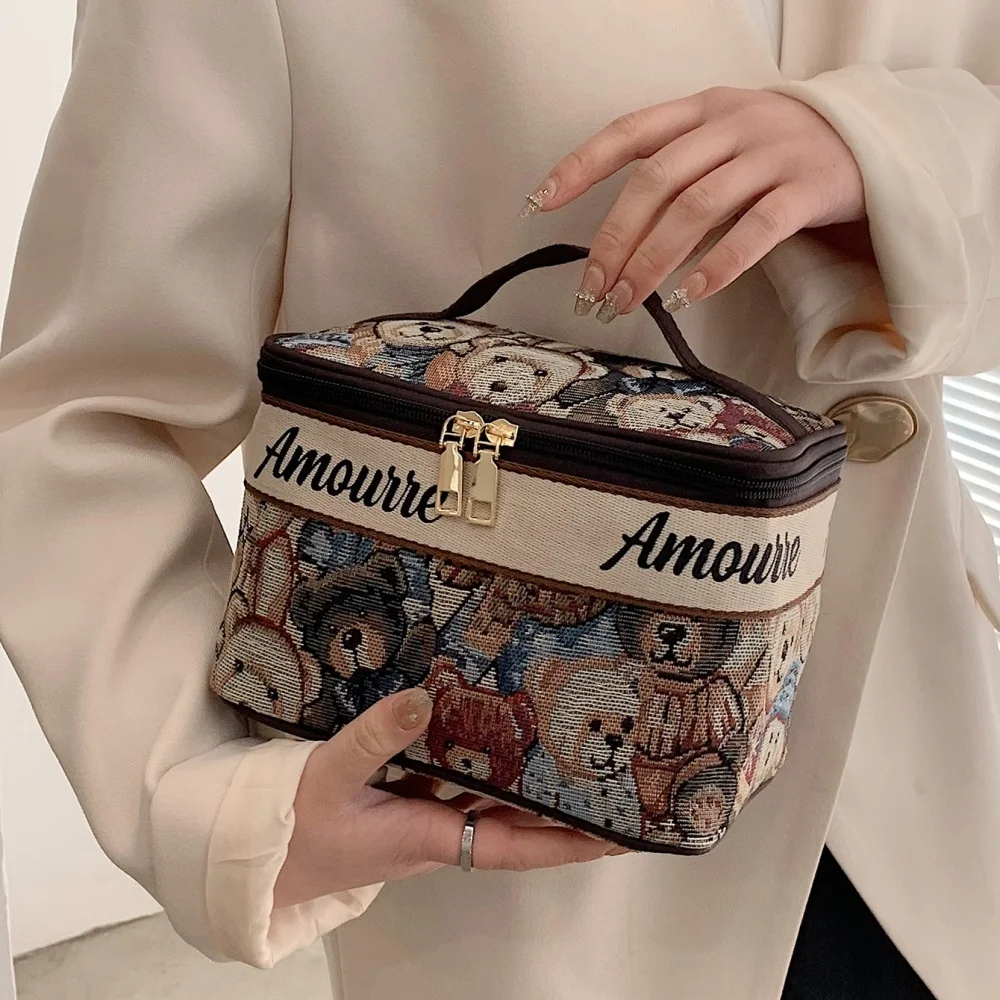1 PC Cartoon Pattern Cosmetic Bag Make Up Bag Zipper Makeup Bag Cosmetic Storage Organizer Makeup Toiletry Bag Travel