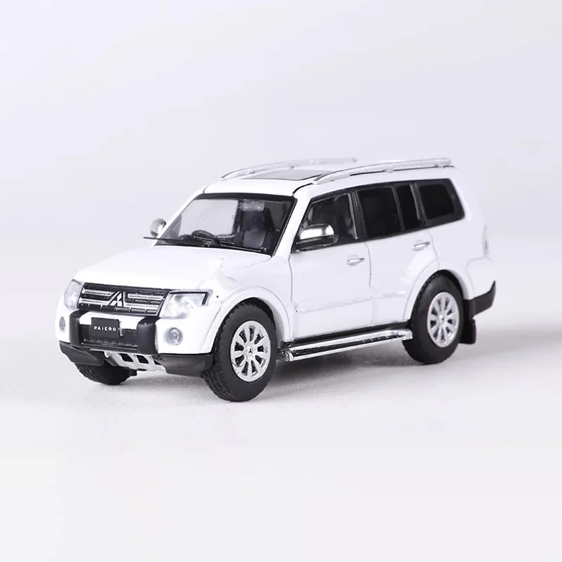 

Diecast 1:64 Scale Alloy Pajero V97 2008 SUV Car Model Finished Product Simulation Toy Collection Static Model Display