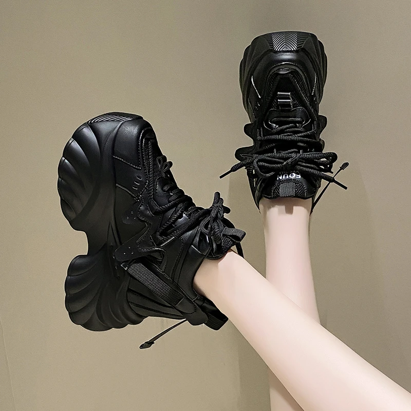 

Женская спортивная обувь с противоскользящим износостойким круглым носком на шнуровке, новинка 2025, весенне-осенняя уличная разноцветная повседневная обувь из искусственной кожи