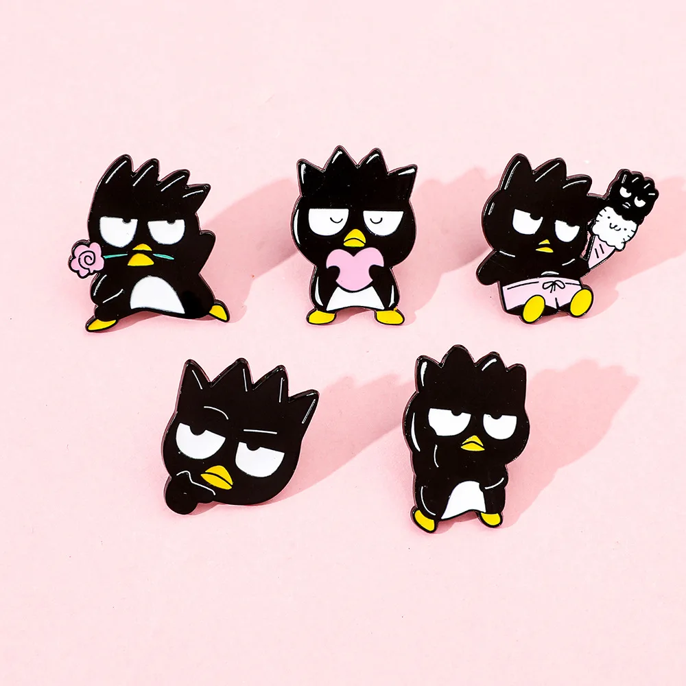 Anime Penguin Enamel Brooch Pins Cute 5 Types Game Cartoon Penguins Badge Brooches Lapel Pin Jewelry Cosplay Prop Gift Accessory