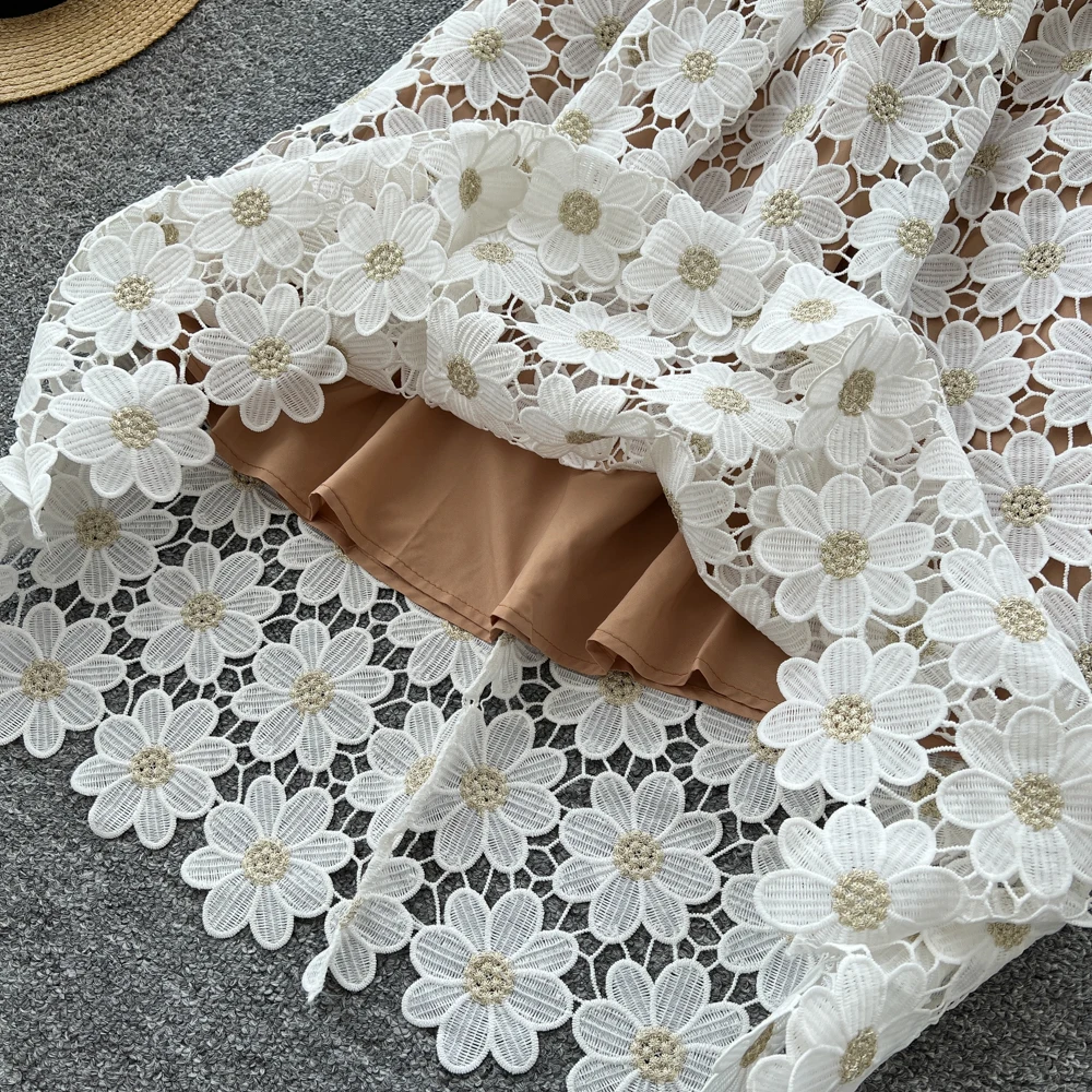 Clothland المرأة خمر فستان الدانتيل الأبيض نمط الأزهار الجوف خارج الخامس الرقبة ألف خط الإناث الرجعية فساتين متوسطة الطول Vestido QE301 #6