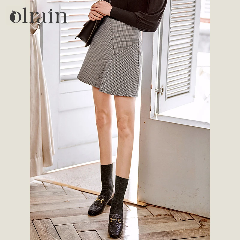 

OLrain Fashion Plaid Mini Skirt Woman Autumn 2026 Elegant Splicing A Line Skirts Short Ladies Clothing O21CB38066