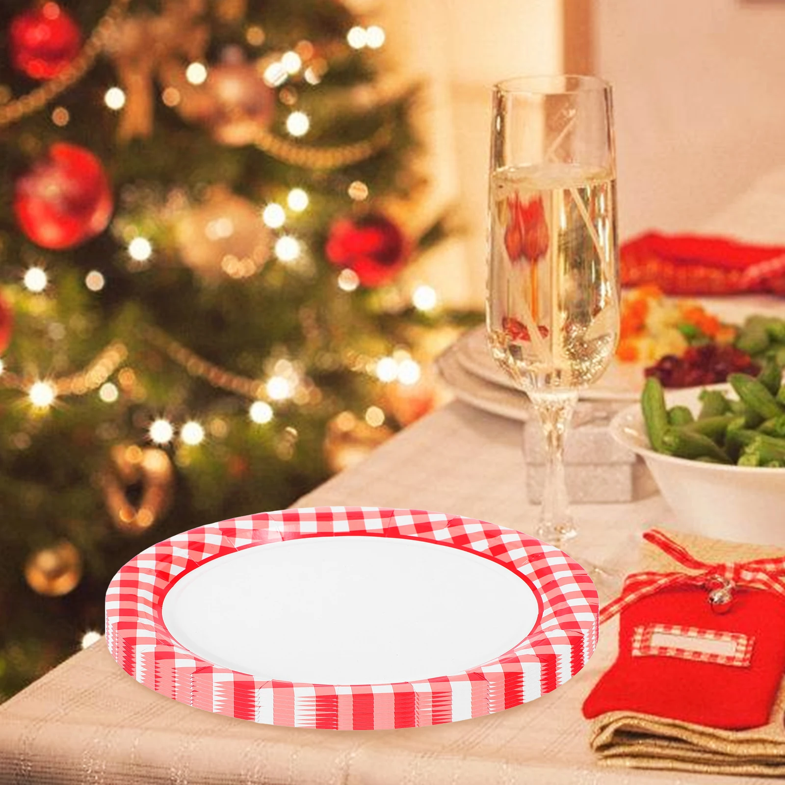 

20 pcs Paper Plates Red Plaid Disposable Birthday Party Supplies Cake Tray Napkins Festive Decor Lightweight Portable Elegant